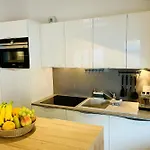Modern Flat With Parking And Views Of Brevent * Chamonix